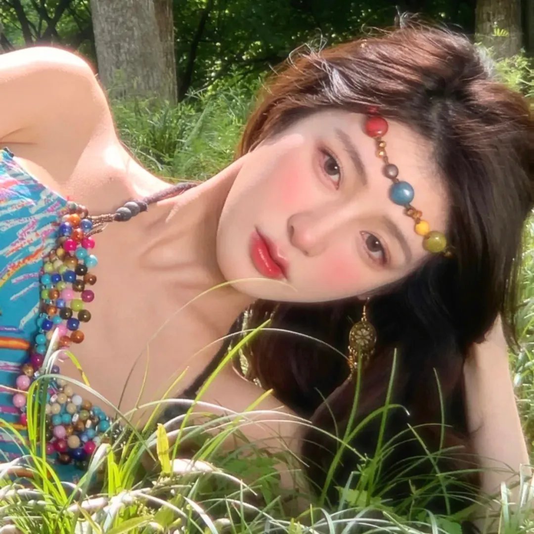 抓住稻草的野兽